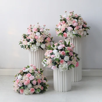 Большой розовый шар из белых и зеленых роз с искусственными цветами на свадебном фоне, цветок в центре стола, реквизит для вечеринки, витрина для показа