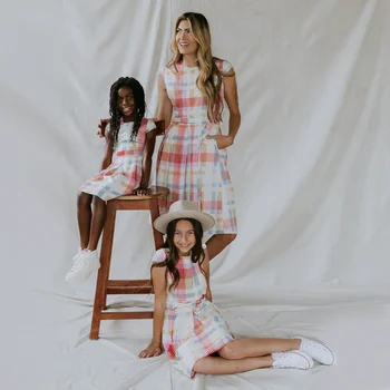 летняя новая радужная повязка в вертикальную полоску для родителей и детей, мини-юбка 2022, милая юбка для мамы и дочки