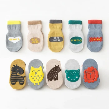 Хлопковые носки для маленьких мальчиков и девочек, резиновые нескользящие носки для пола, Носки для младенцев с мультяшными животными, Весенне-осенняя обувь для батута
