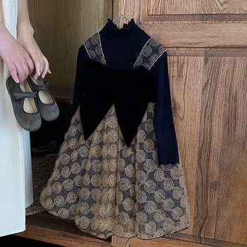 Корейская версия детской одежды 2023 осенняя новинка для девочек, милая юбка с сетчатым ремешком и большим бантом, однотонный комплект майки